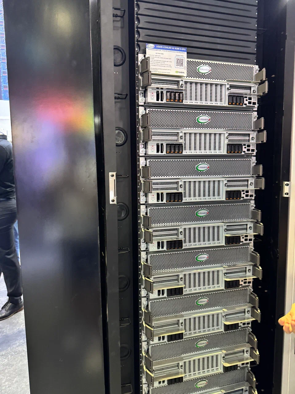 GITEX Global 2025: Dell, Huawei, Cisco, Kaspersky и что еще мы увидели на стендах участников - 16